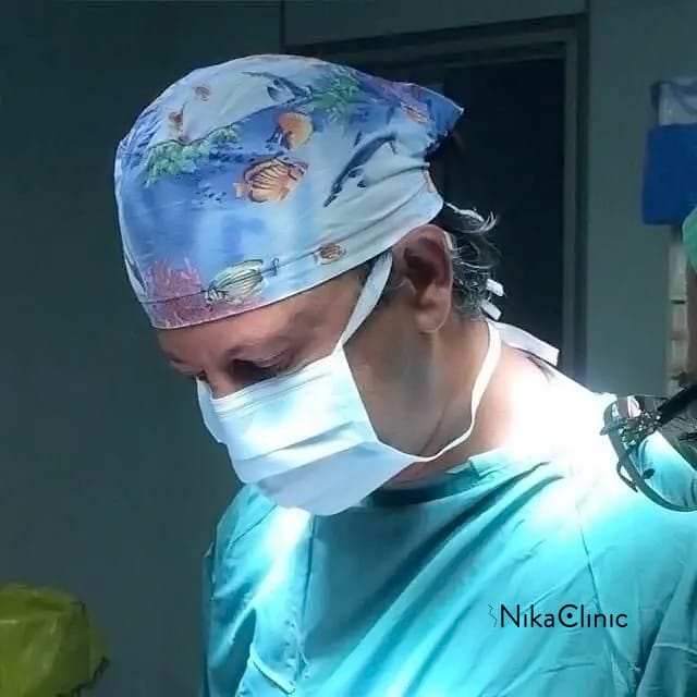 dr-jafar-hassibi-2 Dott. Jaffar Hassibi. Laureato in Medicina e Chirurgia a Milano. Specializzato in Chirurgia Plastica, Ricostruttiva ed Estetica a Milano.