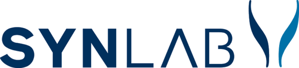 Il logo SYNLAB presenta la parola "SYNLAB" in caratteri blu in grassetto con una grafica blu stilizzata che ricorda due linee curve che formano una "Y" sul lato destro, a simboleggiare l'eccellenza nei servizi ambulatoriali e nelle cure mediche.